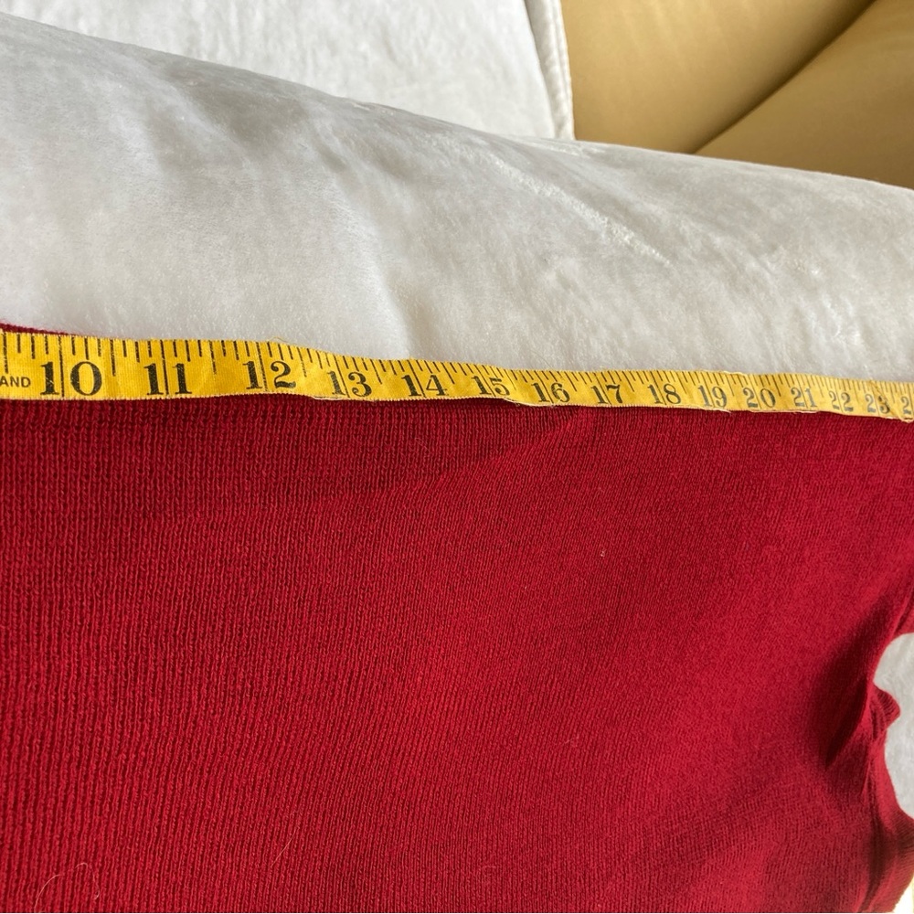 Elegant Red Knit Wrap Shawl Size OS - Picture 6 of 6